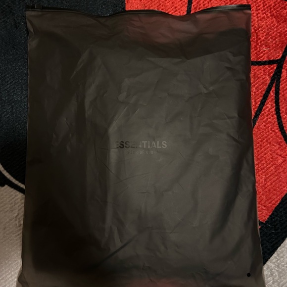 Fear of god essentials limo stretch hoodie, Brand new with tags‼️‼️ - Picture 4 of 5